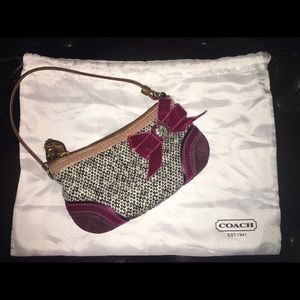 Rare Coach Tweed Wristlet limited-edition
